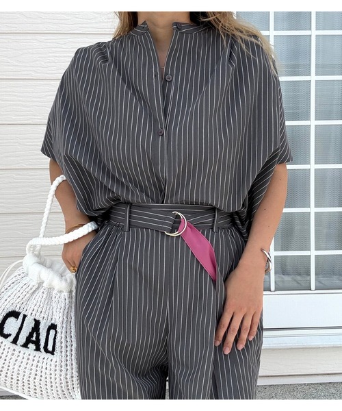 Q(キュー)の「ピンストライプDカンベルトパンツ(その他パンツ・レディース・グレー系/ネイビー系・MEDIUM)」の15枚目の写真