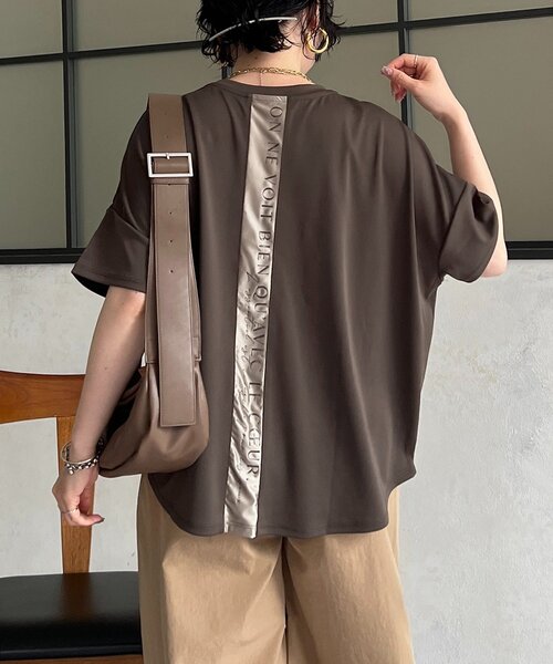 un dix cors(アンディコール)の「スムースバックロゴプルオーバー(Tシャツ/カットソー・レディース・モカ/ブルー/ブラック/アイボリー・FREE)」の3枚目の写真