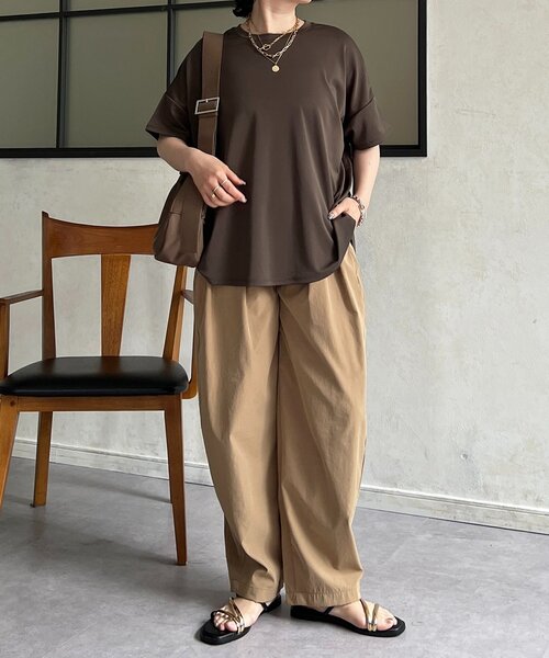 un dix cors(アンディコール)の「スムースバックロゴプルオーバー(Tシャツ/カットソー・レディース・モカ/ブルー/ブラック/アイボリー・FREE)」の7枚目の写真