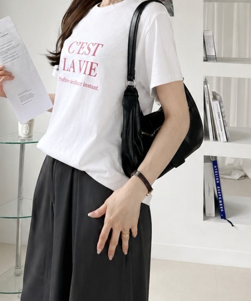sowme.(ソウミー)の「大人可愛く着回せる?【フレンチロゴ ベーシック Tシャツ】(Tシャツ/カットソー・レディース・ホワイト系その他2/ホワイト・SMALL/MEDIUM/LARGE)」の5枚目の写真