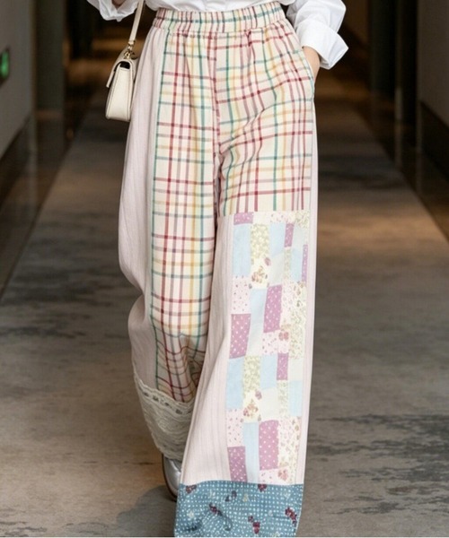 AsheKsha（アシクシャ）の「パッチワーク・小花柄・チェック柄のワイドパンツ（その他パンツ・レディース・ピンク・F）」の17枚目の写真