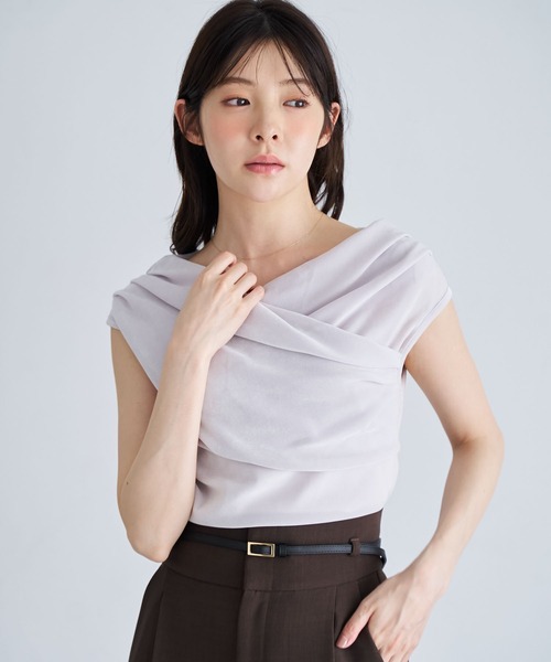 NOELA(ノエラ)の「ベロアオフショルカットソー(Tシャツ/カットソー・レディース・ブラウン/オフホワイト/ラベンダー・フリー)」の10枚目の写真