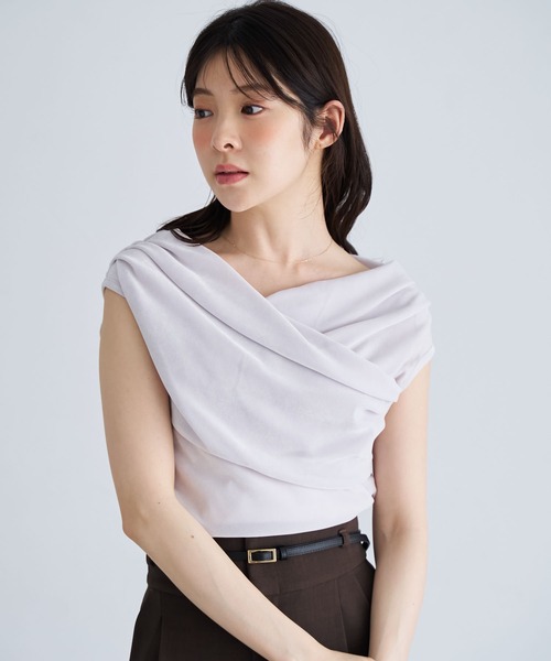 NOELA(ノエラ)の「ベロアオフショルカットソー(Tシャツ/カットソー・レディース・ブラウン/オフホワイト/ラベンダー・フリー)」の12枚目の写真