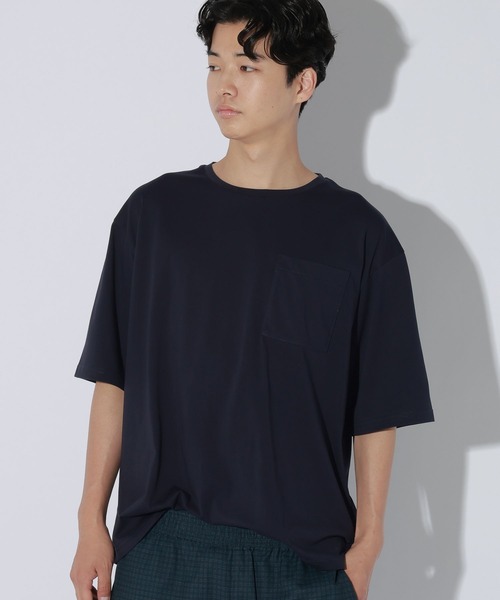 LAKOLE(ラコレ)の「<接触冷感>シックク-ルポケT / 1045105(Tシャツ/カットソー・メンズ・セージグリーン/ネイビー/ホワイト/ブラック・LARGE/MEDIUM)」の4枚目の写真