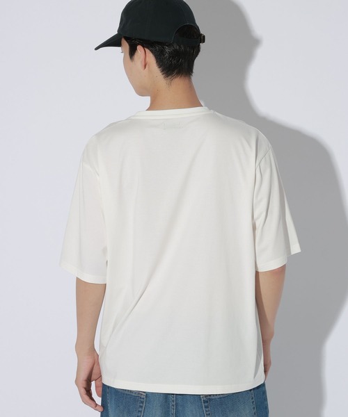 LAKOLE(ラコレ)の「<接触冷感>シックク-ルポケT / 1045105(Tシャツ/カットソー・メンズ・セージグリーン/ネイビー/ホワイト/ブラック・LARGE/MEDIUM)」の12枚目の写真