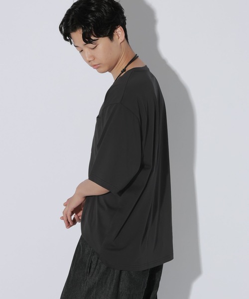LAKOLE(ラコレ)の「<接触冷感>シックク-ルポケT / 1045105(Tシャツ/カットソー・メンズ・セージグリーン/ネイビー/ホワイト/ブラック・LARGE/MEDIUM)」の17枚目の写真