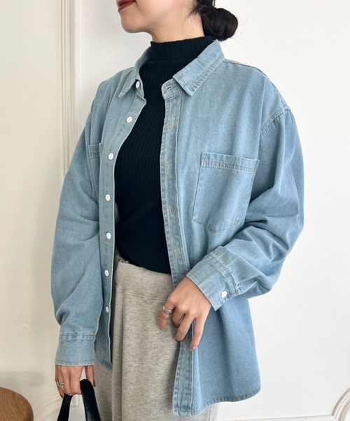 wears(ウェアーズ)の「【2サイズ展開】デニムシャツ ダブルポケット長袖シャツ(シャツ/ブラウス・レディース・ライトブルー/ブルー・M/L)」の8枚目の写真
