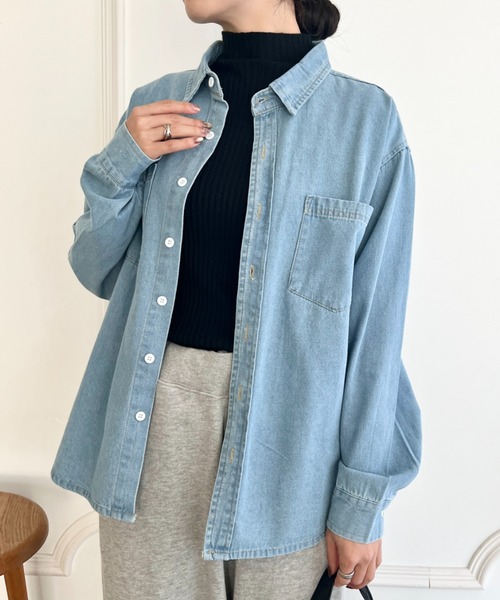 wears(ウェアーズ)の「【2サイズ展開】デニムシャツ ダブルポケット長袖シャツ(シャツ/ブラウス・レディース・ライトブルー/ブルー・M/L)」の9枚目の写真