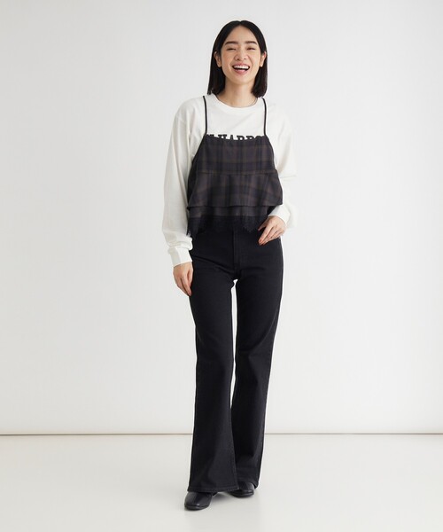 SOMETHING(サムシング)の「LISA MORE FLARE(その他パンツ・レディース・ブラック・25/26/27/28/29/30/31)」の5枚目の写真