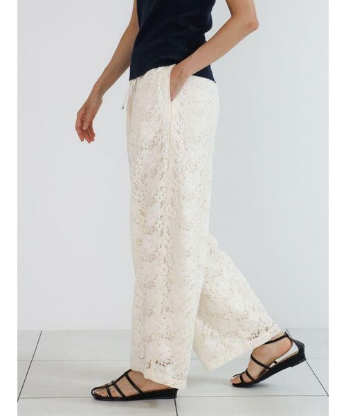 FIKA.（フィーカ）の「Brushed floral lace pants（その他パンツ・レディース・ブラック/オフホワイト・MEDIUM）」の10枚目の写真