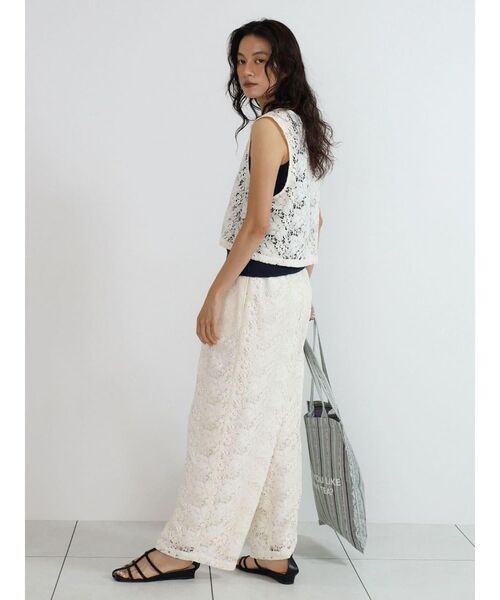 FIKA.（フィーカ）の「Brushed floral lace pants（その他パンツ・レディース・ブラック/オフホワイト・MEDIUM）」の14枚目の写真