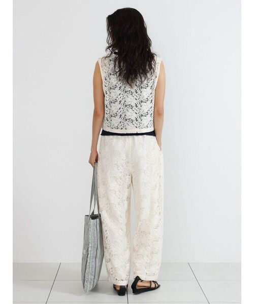FIKA.（フィーカ）の「Brushed floral lace pants（その他パンツ・レディース・ブラック/オフホワイト・MEDIUM）」の15枚目の写真