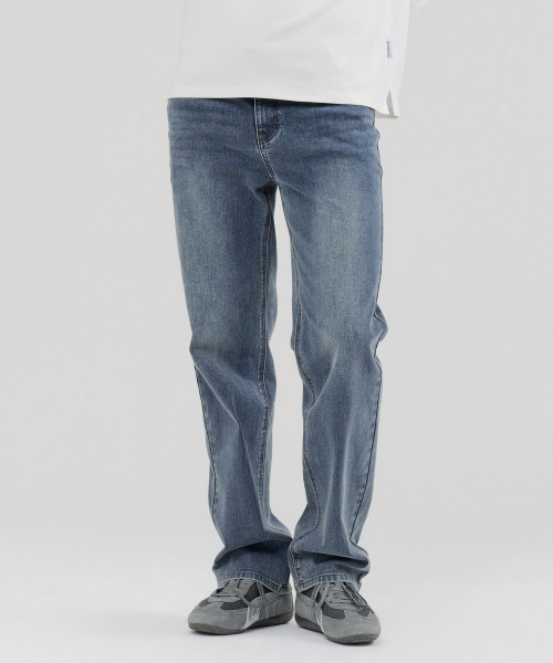 CHASECULT(チェイスカルト)の「メンズ Mトーン ストレートデニム-FERK2314B0N(デニムパンツ・メンズ・ブルー・70/82/86/92/76)」の1枚目の写真