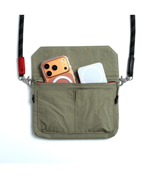 Topologie(トポロジー)の「Utility Musette Small(ユーティリティ ミュゼット スモール)(ショルダーバッグ・レディース・モスグリーン系・ONE SIZE)」の3枚目の写真