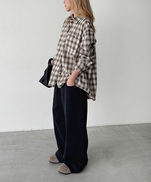 CANAL JEAN(キャナルジーン)の「HARING チェックシャツ(シャツ/ブラウス・レディース・ブラウン/ネイビー・ONE SIZE)」の4枚目の写真