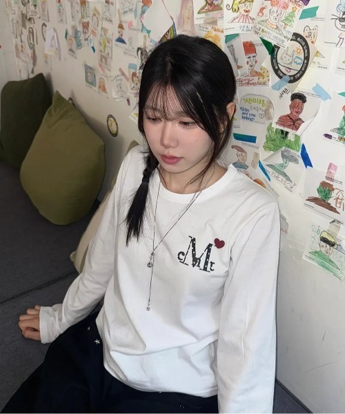 MUCENT（ムセント）の「【日本未発売/WEB限定】MUCENT(ムセント)/ラブリッツ ミニ ハート ロゴ 長袖 Tシャツ ロンT/LOVRITS MINI HEART LOGO LONG SLEEVE T（Tシャツ/カットソー・レディース・ブラック/ホワイト・FREE）」の12枚目の写真