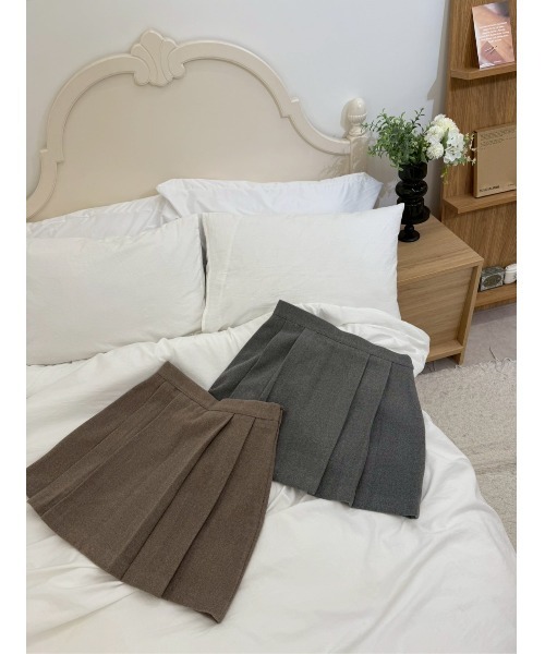 amuiil(アムイル)の「Classic Pleated Mini(スカート・レディース・ブラウン/グレー・M/FREE)」の3枚目の写真