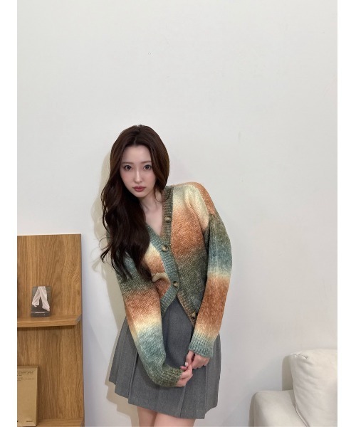 amuiil(アムイル)の「Classic Pleated Mini(スカート・レディース・ブラウン/グレー・M/FREE)」の4枚目の写真