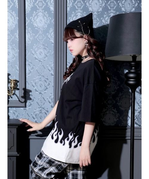 NOEMIE（ノエミー）の「ファイヤープリントユニセックスTシャツ（Tシャツ/カットソー・レディース・ピンク/ブラック/ブルー・M）」の11枚目の写真