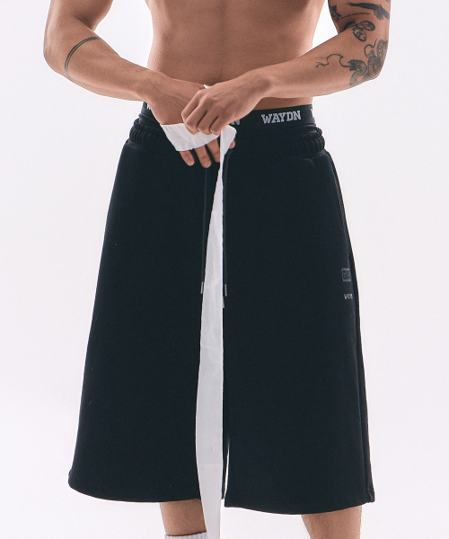 WAYDN（ウェイドゥン）の「[ALI] ザ・グレイテスト バermudaパンツ ブラック（その他パンツ・メンズ・その他・MEDIUM/LARGE/X-LARGE/XX-LARGE）」の3枚目の写真
