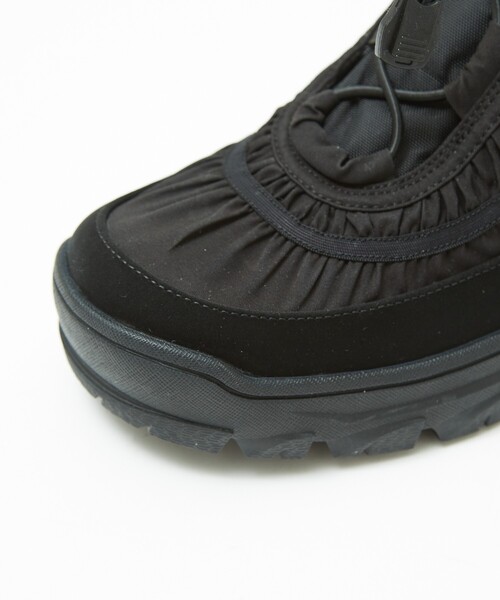 Au BANNISTER（オゥバニスター）の「【Vibramソール搭載】スノーブーツ（ブーツ・レディース・グレイッシュベージュ/ブラック・S/M/L）」の4枚目の写真