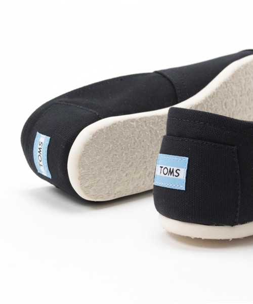 TOMS（トムス）の「【TOMS】（トムス）Classics  Canvas　クラシックキャンバス スリッポン（スリッポン・レディース・ブラック/ネイビー/レッド・25/23/24.5/24/23.5/22.5/22/25.5）」の10枚目の写真