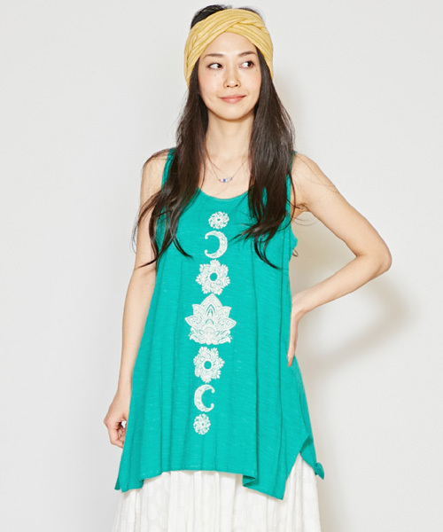 チャイハネ（チャイハネ）の「【チャイハネ】yul サマーナヨガチュニック（タンクトップ・レディース・ホワイト/グリーン/ブラック/パープル/イエロー・FREE）」の4枚目の写真