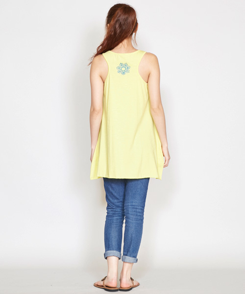 チャイハネ（チャイハネ）の「【チャイハネ】yul サマーナヨガチュニック（タンクトップ・レディース・ホワイト/グリーン/ブラック/パープル/イエロー・FREE）」の12枚目の写真