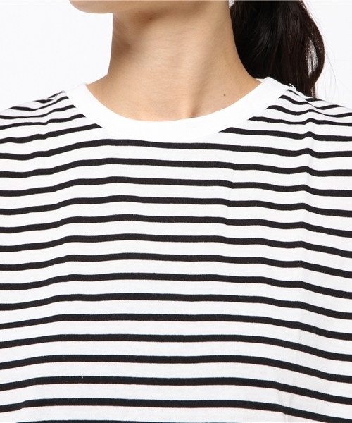 VENCEEXCHANGE（ヴァンスエクスチェンジ）の「袖フリルクルーネックT          （Tシャツ/カットソー・レディース・ブラック/オフホワイト/グレー/コーラル/ブラウン・MEDIUM）」の10枚目の写真