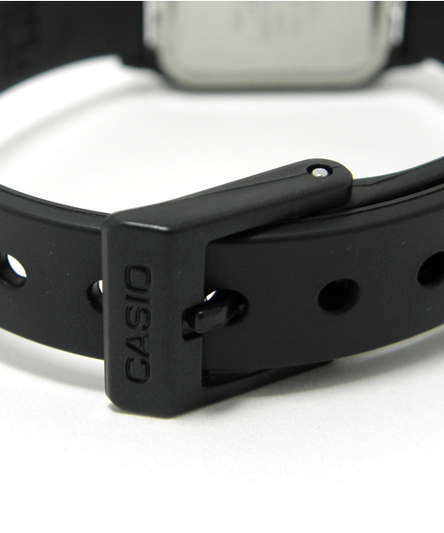 AMERICAN RAG CIE（アメリカンラグシー）の「CASIOカシオ時計　DNY-LQ-142E-1A（アナログ腕時計・レディース・ブラック/ネイビー/シルバー・ﾌﾘ-）」の7枚目の写真