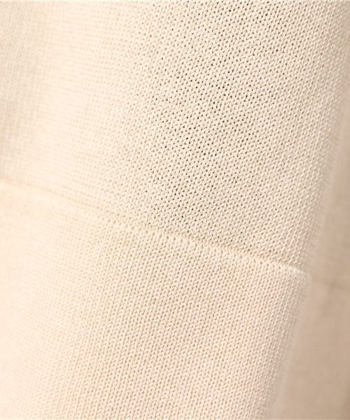 HELIOPOLE（エリオポール）の「横広Vネックプルオーバー（ニット/セーター・レディース・ベージュ/ネイビー/サックスブルー/ピンクベージュ・38）」の11枚目の写真