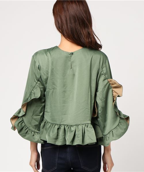 merlot plus（メルロープリュス）の「フリル袖裾ブラウス2420（シャツ/ブラウス・レディース・ピンク/ブラック/カーキ・FREE）」の12枚目の写真
