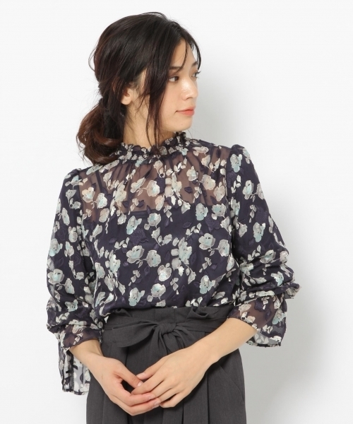 laboratory work（ラボラトリーワーク）の「花柄シャーリングブラウス（シャツ/ブラウス・レディース・ブラック/ベージュ/ネイビー・MEDIUM）」の3枚目の写真