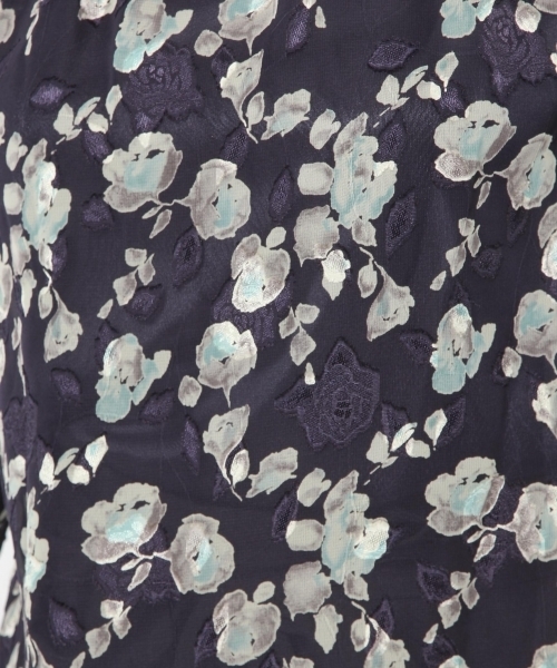 laboratory work（ラボラトリーワーク）の「花柄シャーリングブラウス（シャツ/ブラウス・レディース・ブラック/ベージュ/ネイビー・MEDIUM）」の15枚目の写真
