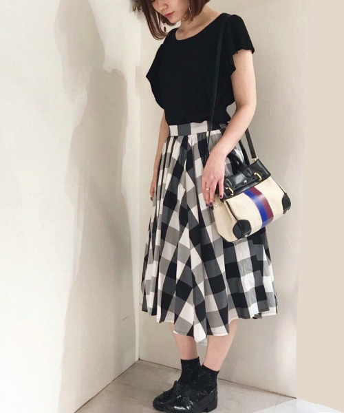 INTERPLANET(インタープラネット)の「ギンガムチェックフレアスカート(スカート・レディース・ブラック/ネイビー・FREE)」の11枚目の写真