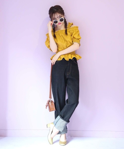 one after another NICE CLAUP（ワンアフターアナザーナイスクラップ）の「フリフリオフショルブラウス（シャツ/ブラウス・レディース・オフホワイト/イエロー/ドット/チェック・FREE）」の16枚目の写真