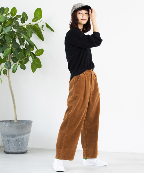 WEGO（ウィゴー）の「WEGO/コーデュロイストレートワイドパンツ（その他パンツ・レディース・ブラック/ブラウン/アイボリー/ライトピンク/ライトグレー・FREE）」の12枚目の写真