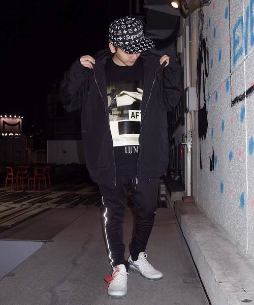 rovtski（ロフトスキー）の「LIGHT YEAR SUPLICATW HOOD JKT（ダウンジャケット/コート・メンズ・ブラック/イエロー・FREE）」の11枚目の写真
