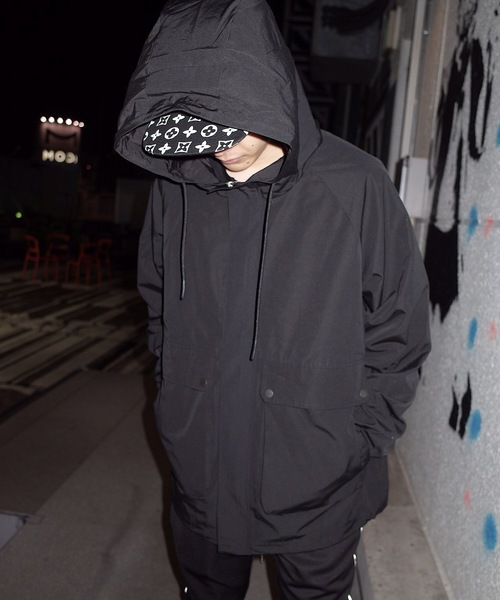 rovtski（ロフトスキー）の「LIGHT YEAR SUPLICATW HOOD JKT（ダウンジャケット/コート・メンズ・ブラック/イエロー・FREE）」の8枚目の写真
