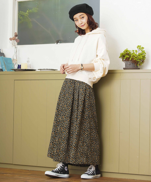 WEGO(ウィゴー)の「WEGO/デイリーカラーショートパーカー(パーカー・レディース・パープル/ネイビー/オフホワイト/ライトイエロー/杢グレー・FREE)」の9枚目の写真