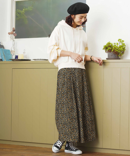 WEGO(ウィゴー)の「WEGO/デイリーカラーショートパーカー(パーカー・レディース・パープル/ネイビー/オフホワイト/ライトイエロー/杢グレー・FREE)」の10枚目の写真