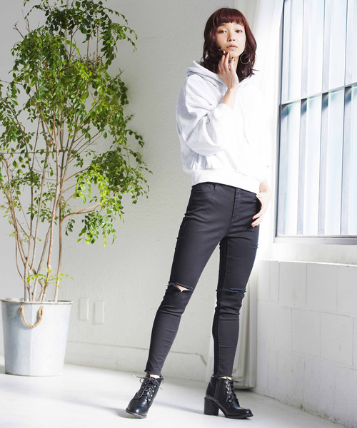 WEGO(ウィゴー)の「WEGO/デイリーカラーショートパーカー(パーカー・レディース・パープル/ネイビー/オフホワイト/ライトイエロー/杢グレー・FREE)」の13枚目の写真