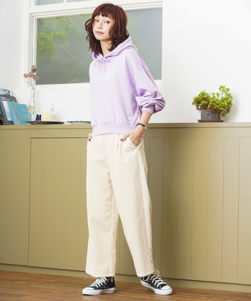 WEGO(ウィゴー)の「WEGO/デイリーカラーショートパーカー(パーカー・レディース・パープル/ネイビー/オフホワイト/ライトイエロー/杢グレー・FREE)」の22枚目の写真
