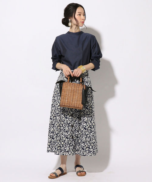 SHIPS（シップス）の「フラワージャカードボタンスカート◇（スカート・レディース・カーキ/ネイビー・ONE SIZE）」の17枚目の写真