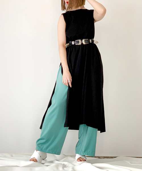 Narcissus（ナルシス）の「【cheap!!by vaNite】シンプルロングトップス（タンクトップ・レディース・ホワイト/ブラック/グリーン・FREE）」の6枚目の写真