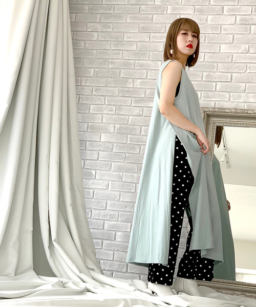 Narcissus（ナルシス）の「【cheap!!by vaNite】シンプルロングトップス（タンクトップ・レディース・ホワイト/ブラック/グリーン・FREE）」の10枚目の写真