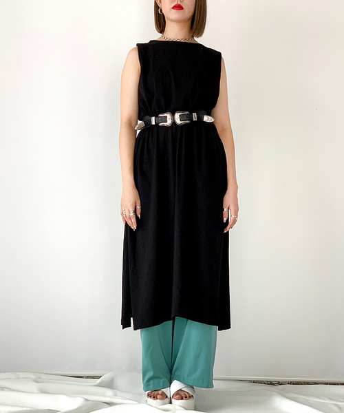 Narcissus（ナルシス）の「【cheap!!by vaNite】シンプルロングトップス（タンクトップ・レディース・ホワイト/ブラック/グリーン・FREE）」の12枚目の写真