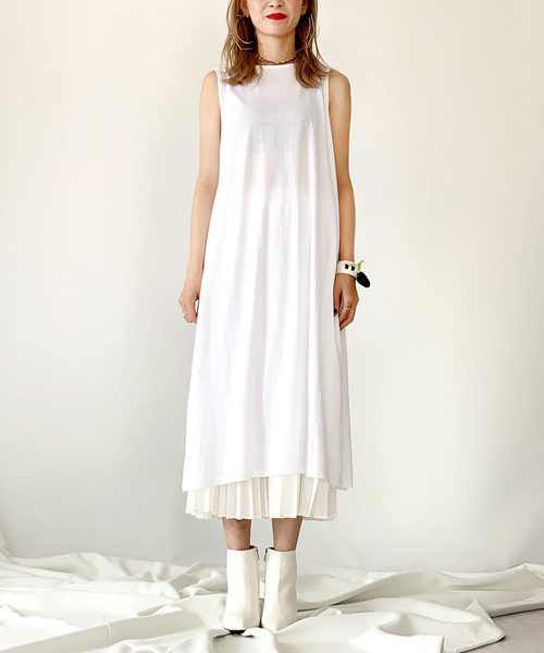 Narcissus（ナルシス）の「【cheap!!by vaNite】シンプルロングトップス（タンクトップ・レディース・ホワイト/ブラック/グリーン・FREE）」の18枚目の写真