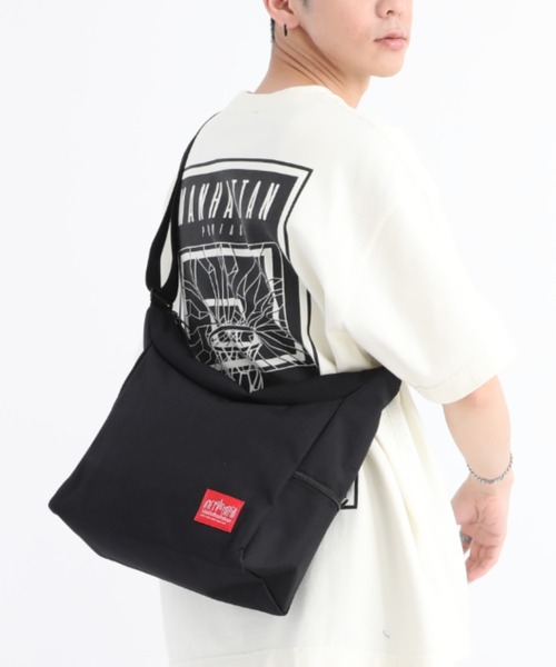 Manhattan Portage(マンハッタンポーテージ)の「Bed-Stuy Shoulder Bag(ショルダーバッグ・メンズ・ブラック・S)」の15枚目の写真