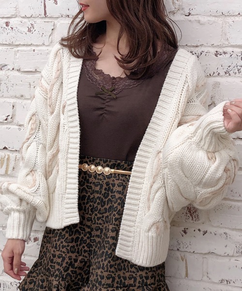 one after another NICE CLAUP(ワンアフターアナザーナイスクラップ)の「リボン付きウォームレースインナー(Tシャツ/カットソー・レディース・ブラウン/ライトベージュ/オフホワイト/ライトグレー/マスタード・FREE)」の9枚目の写真